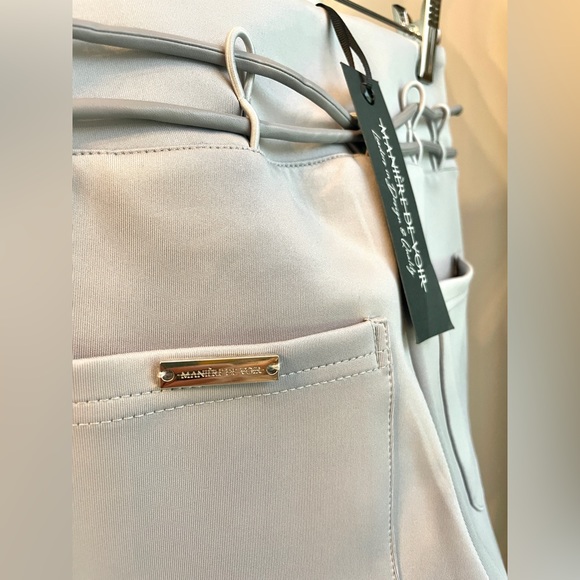 Mannequin size:
Bust : 32.5
Waist : 25.2
Hip : 34.5 - Picture 4 of 4